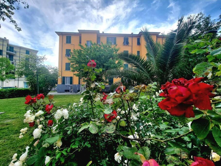 Appartamento Vista Giardino - L'Onda Blu La Spezia Eksteriør bilde