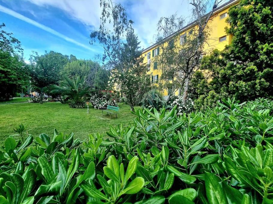 Appartamento Vista Giardino - L'Onda Blu La Spezia Eksteriør bilde